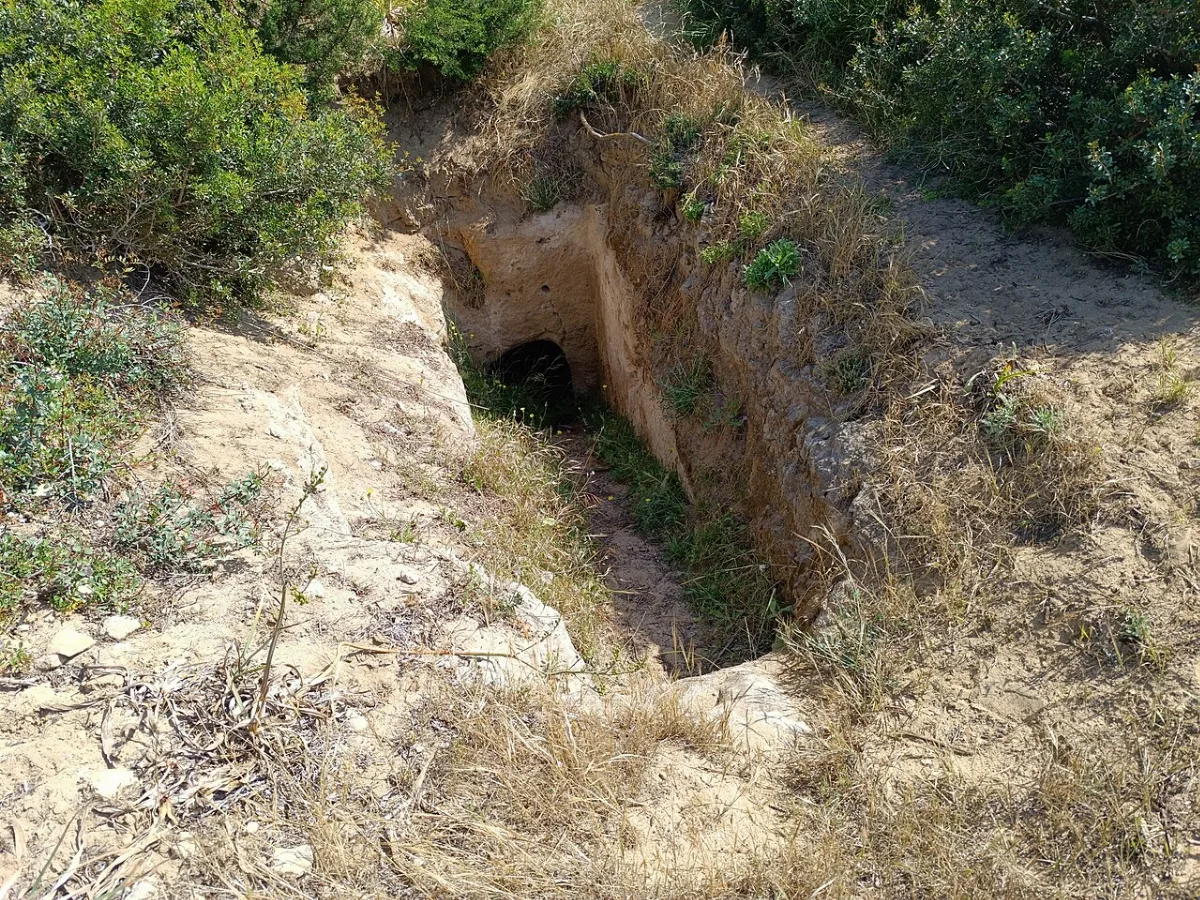 Akdeniz King Tombs