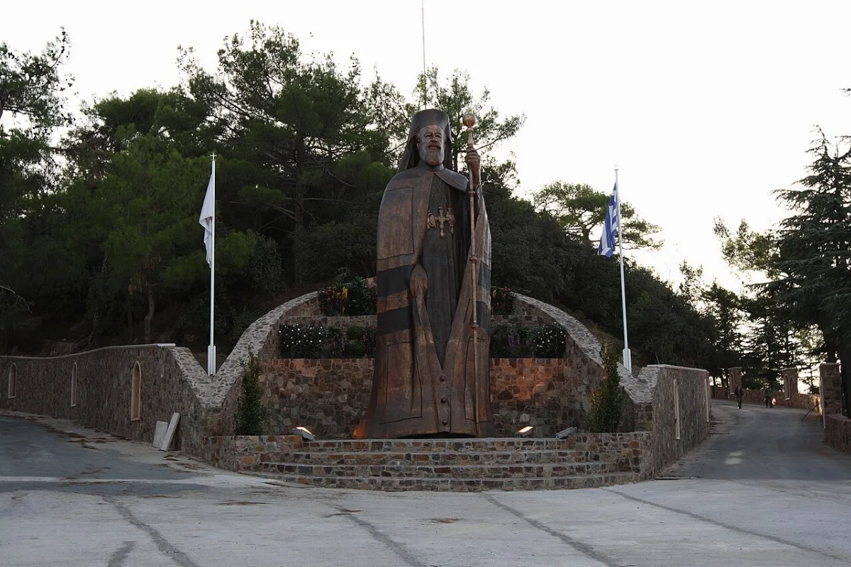 Makarios III
