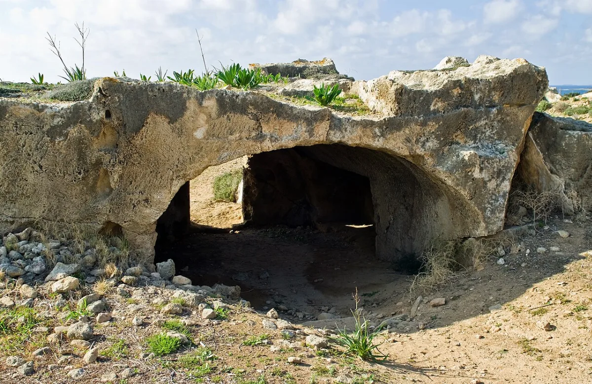 Tomb 2