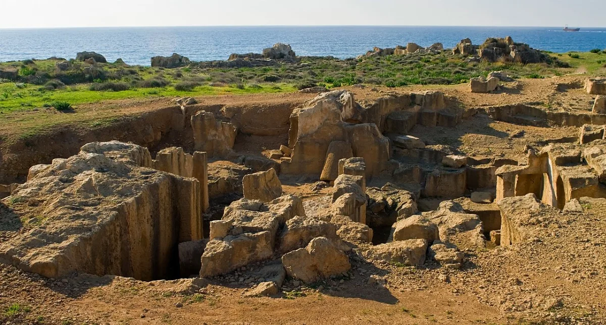 Tomb 6